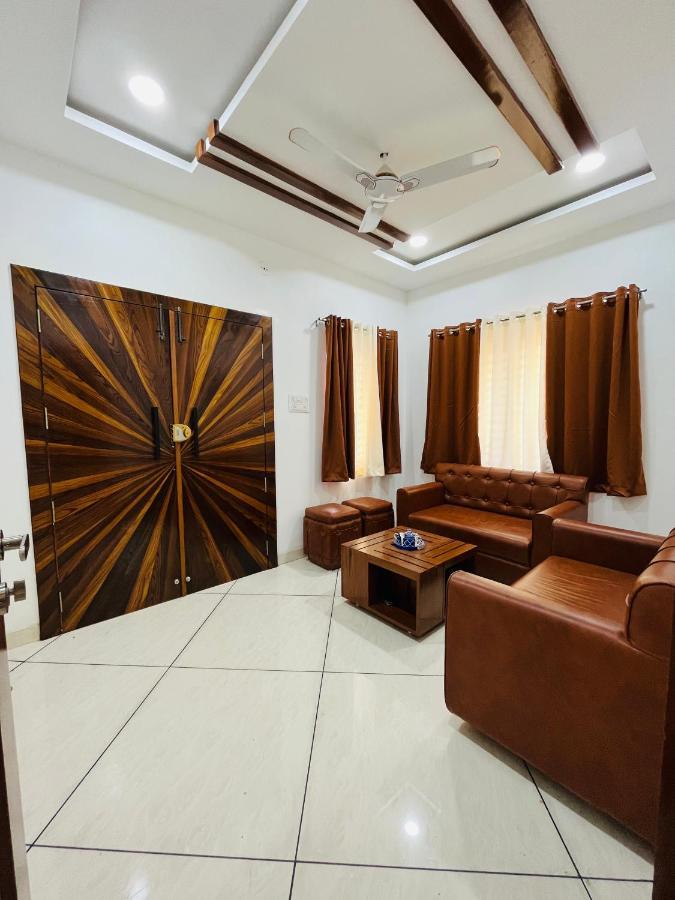 Shyam Sudha Home Stay 乌贾因 外观 照片